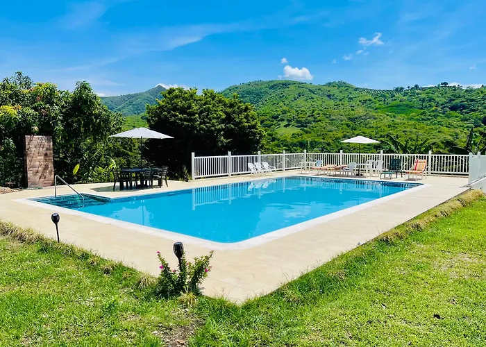Casa Campestre La Victoria-Private Village