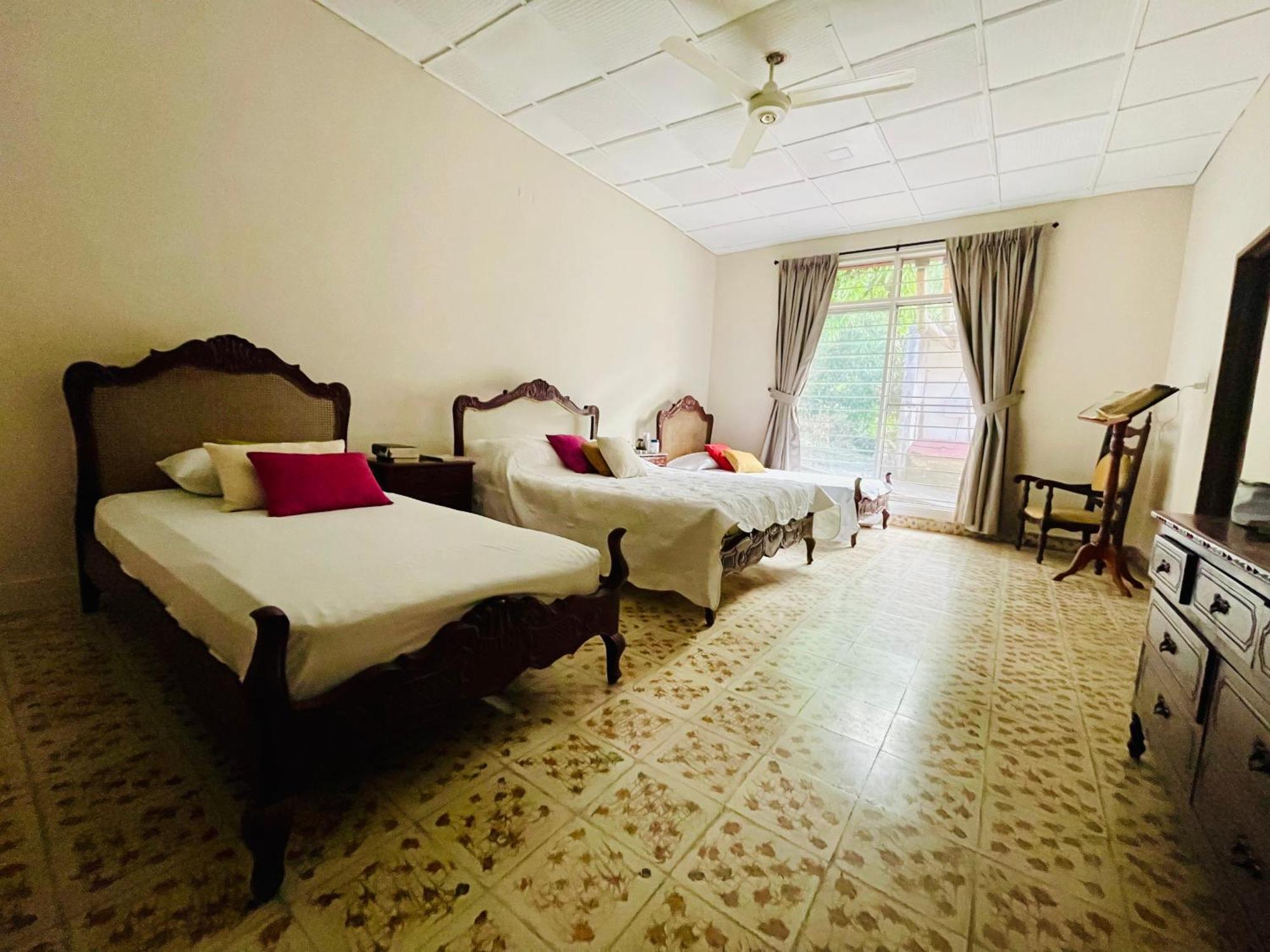 Villa Casa Campestre La Victoria-private Village Tocaima